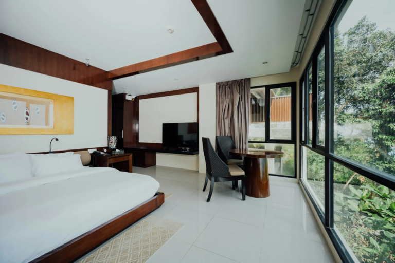 Hotel room inspection checklist