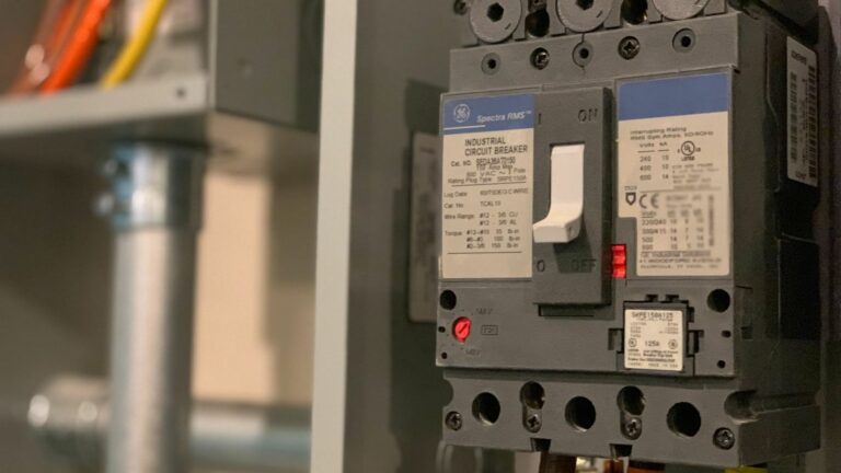 Formulario de Informe de Estado de las Instalaciones Eléctricas