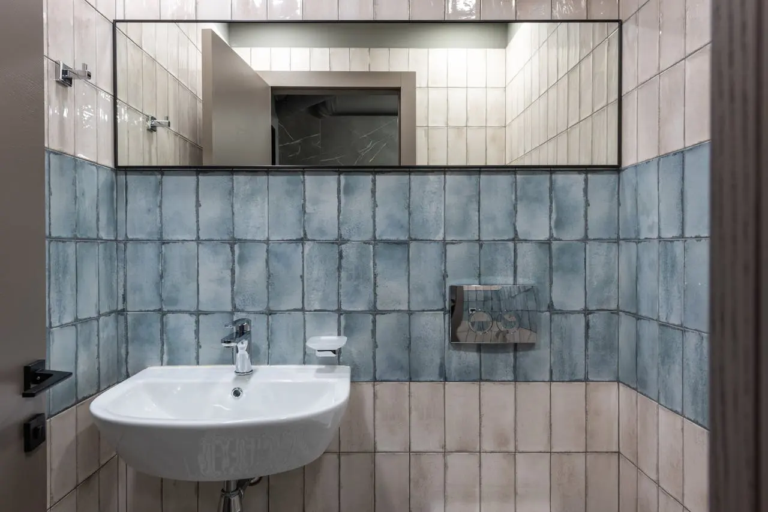 Commercial restroom cleaning checklist