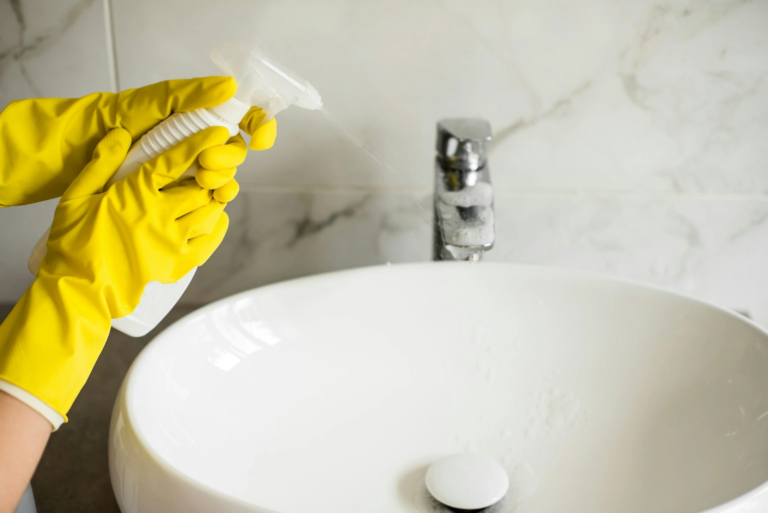 Office bathroom cleaning checklist