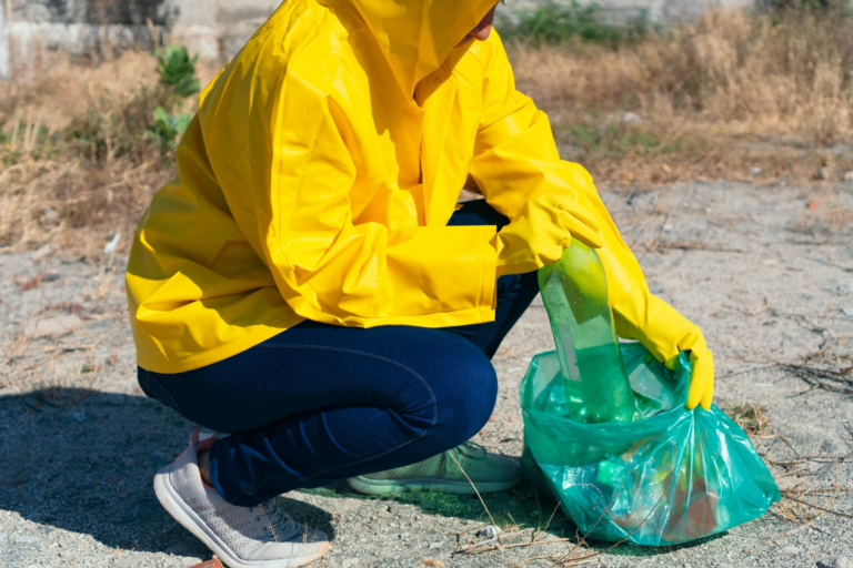 Pinpoint environmental risks with real-time data