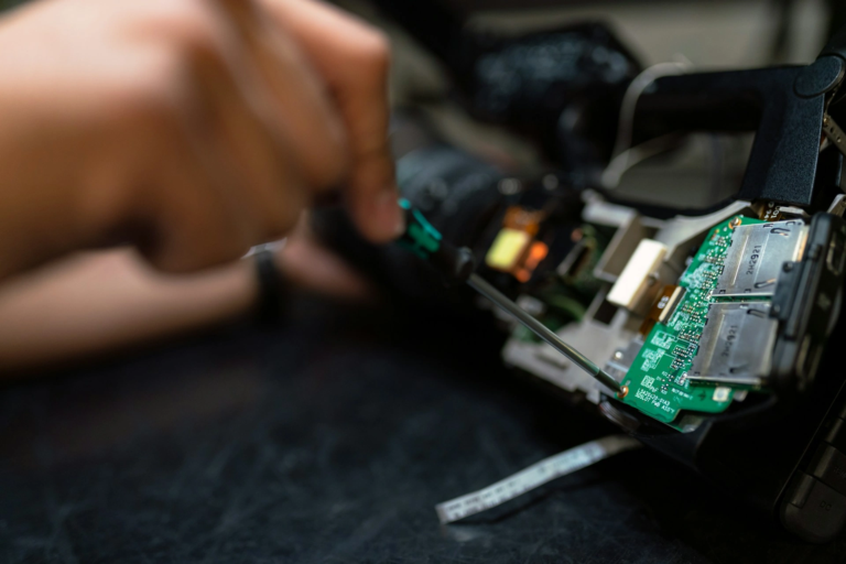 Prevent breakdowns with predictive issue alerts